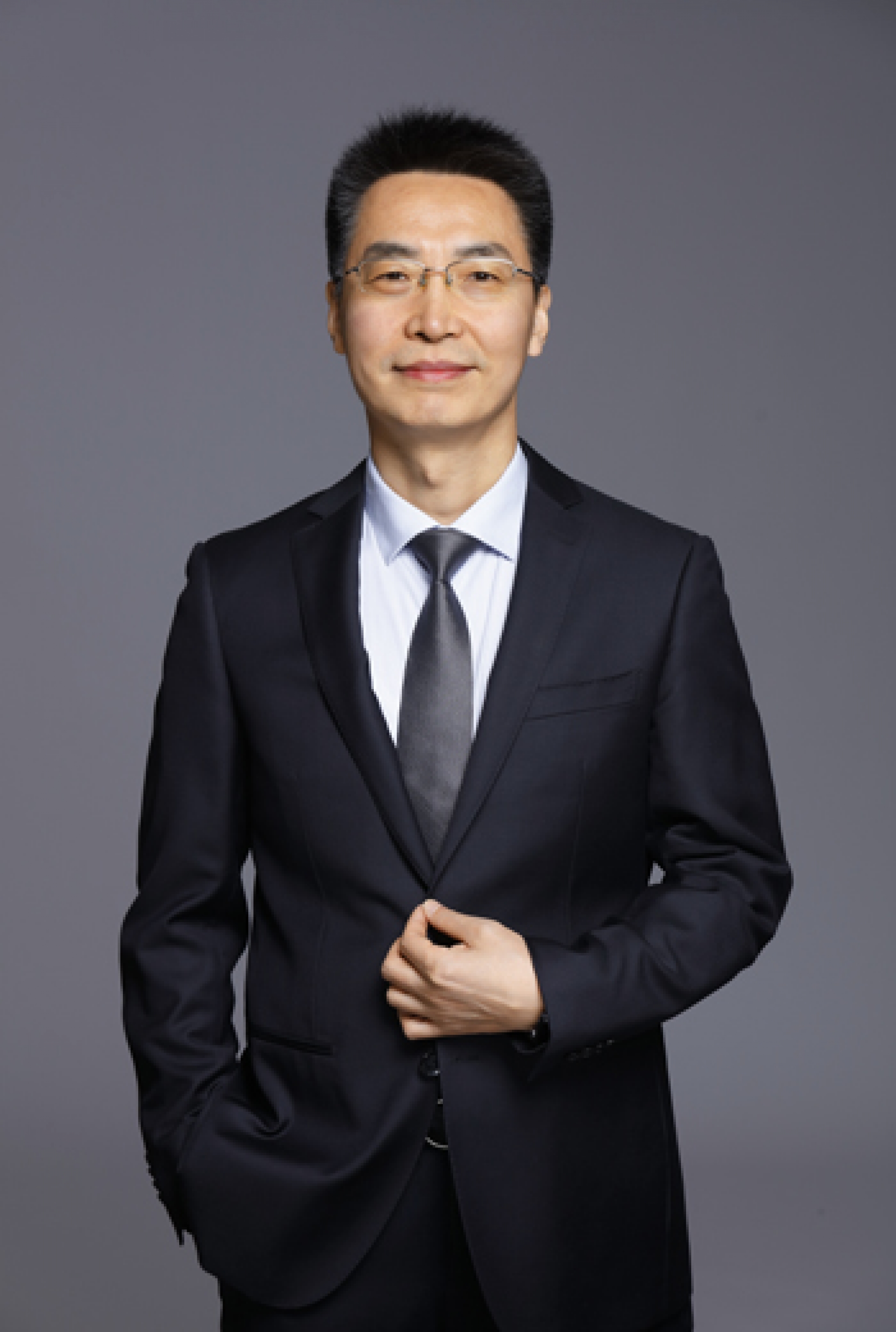 王自更